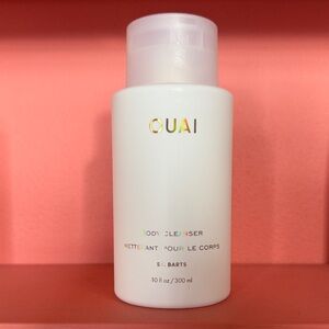 OUAI St. Barts Body Cleanser in White